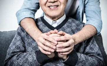 背起爸爸上学写心得体会5篇