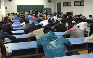 初级教师职称专业技术工作总结8篇