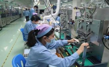 关于描写工人的作文7篇