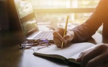 读写人记事的作文精选7篇