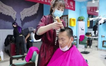 理发店日总结报告5篇