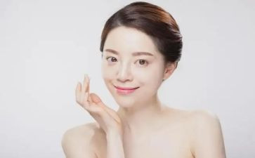 美容师工作月总结8篇
