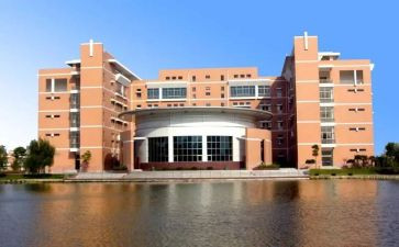 学院报告工作总结6篇