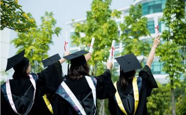 优秀应届生简历范文7篇