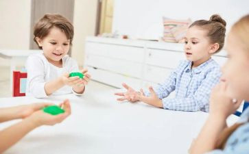 幼儿园中班教案安全教案优质8篇