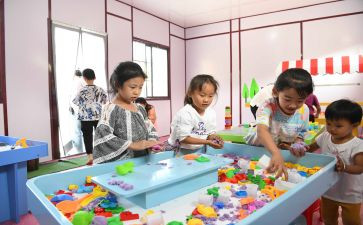 幼儿中班语言教案最新5篇